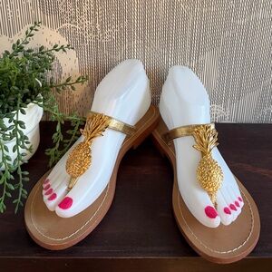 Lilly Pulitzer for Target Gold Pineapple Thong Sandals Flats Tropical Resort